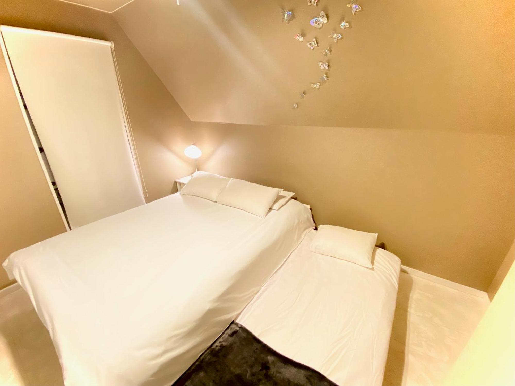 Ferienwohnung Eternity House 新宿大久保 Präfektur Tokio Exterior foto